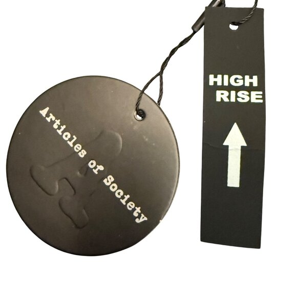 Articles Of Society Women's Sz 28 Durand London Wash High-Rise Crop Flare Jeans - Picture 16 of 16